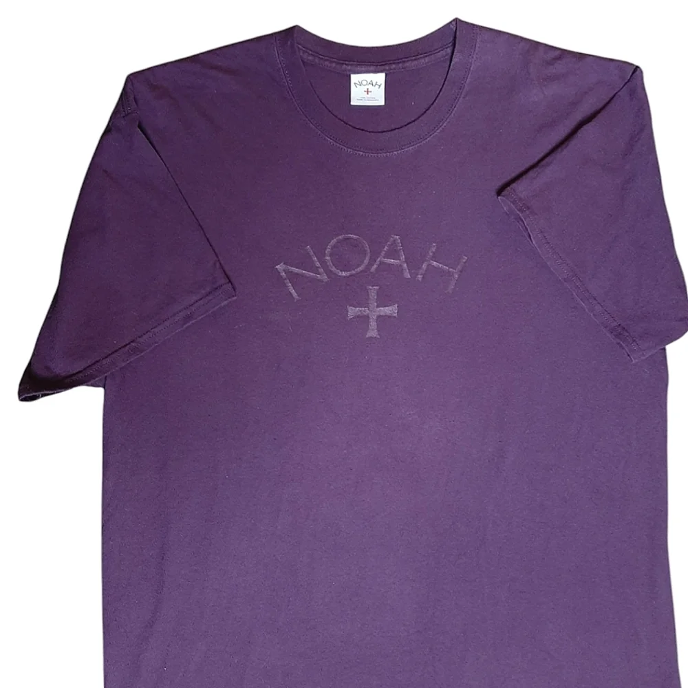 Noah NYC | Eggplant | Big Logo | Cross Tee | XL - Picture 1 of 8